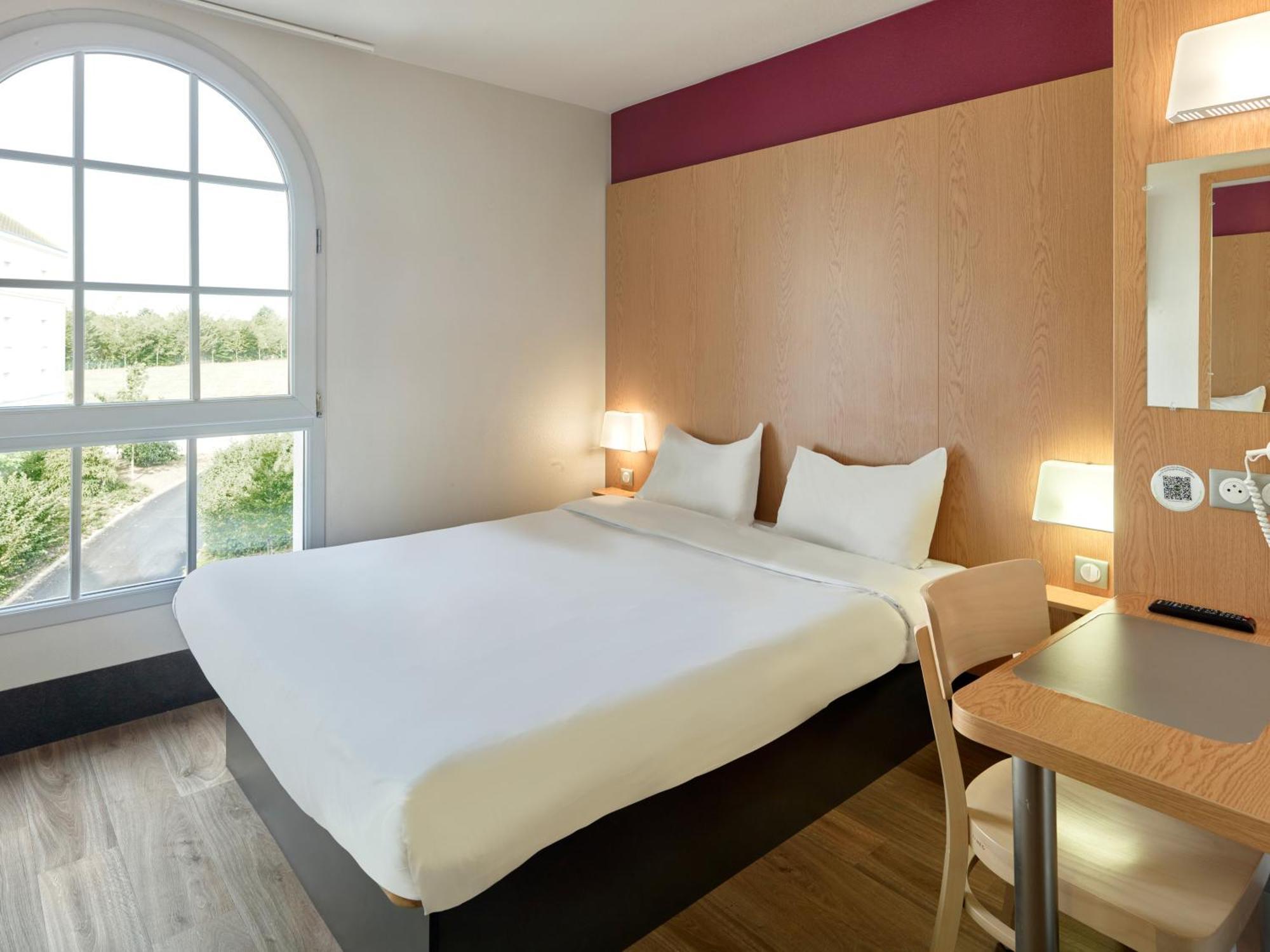 B&B Hotel Pres De Disneyland Paris Magny-le-Hongre Exterior photo
